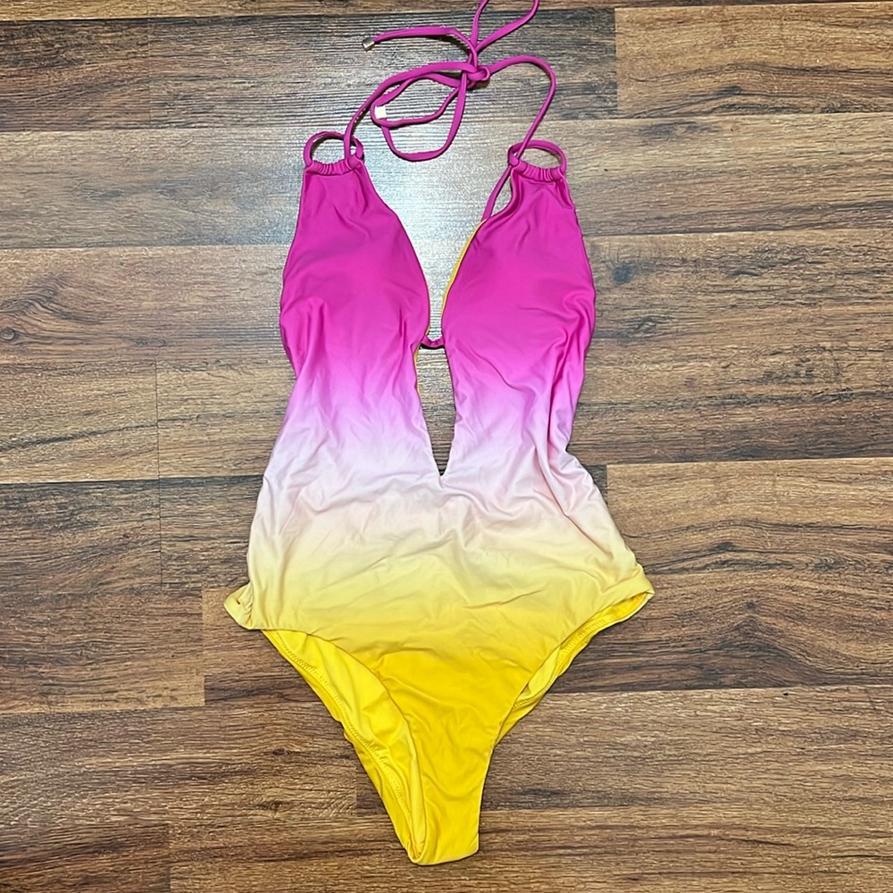 VICTORIA'S SECRET SWIM SUIT STRAPPY V-PLUNGE ONE-PIECE Fuchsia Ombre size M